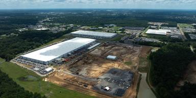 Elon Musk Gambles Billions in Memphis to Catch Up on AI (Alexander Saeedy/Wall Street Journal)